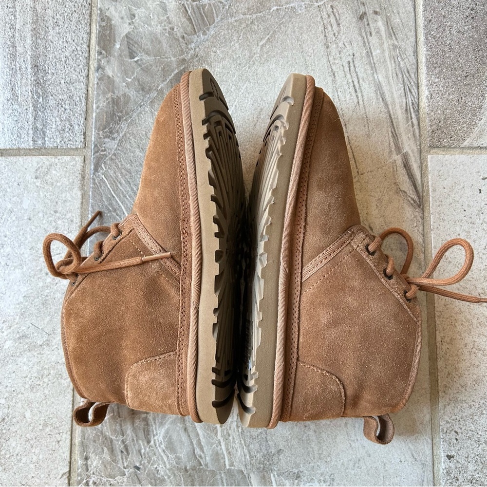 NWOT Women’s UGG Neumel Chukka Lace Up Ankle Boots in Chestnut, Size 7 - Picture 9 of 12